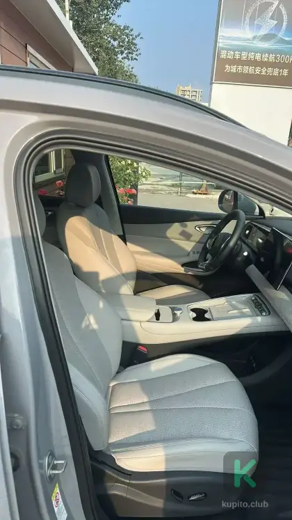 BYD Seal 2025 (Automată) - BYD Seal 2025 - Chișinău - Imagine 3 din 5