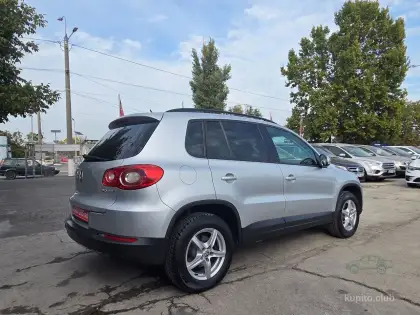 Volkswagen Tiguan 2009 (Automată) - Volkswagen Tiguan 2009 - Chișinău - Imagine 4 din 20