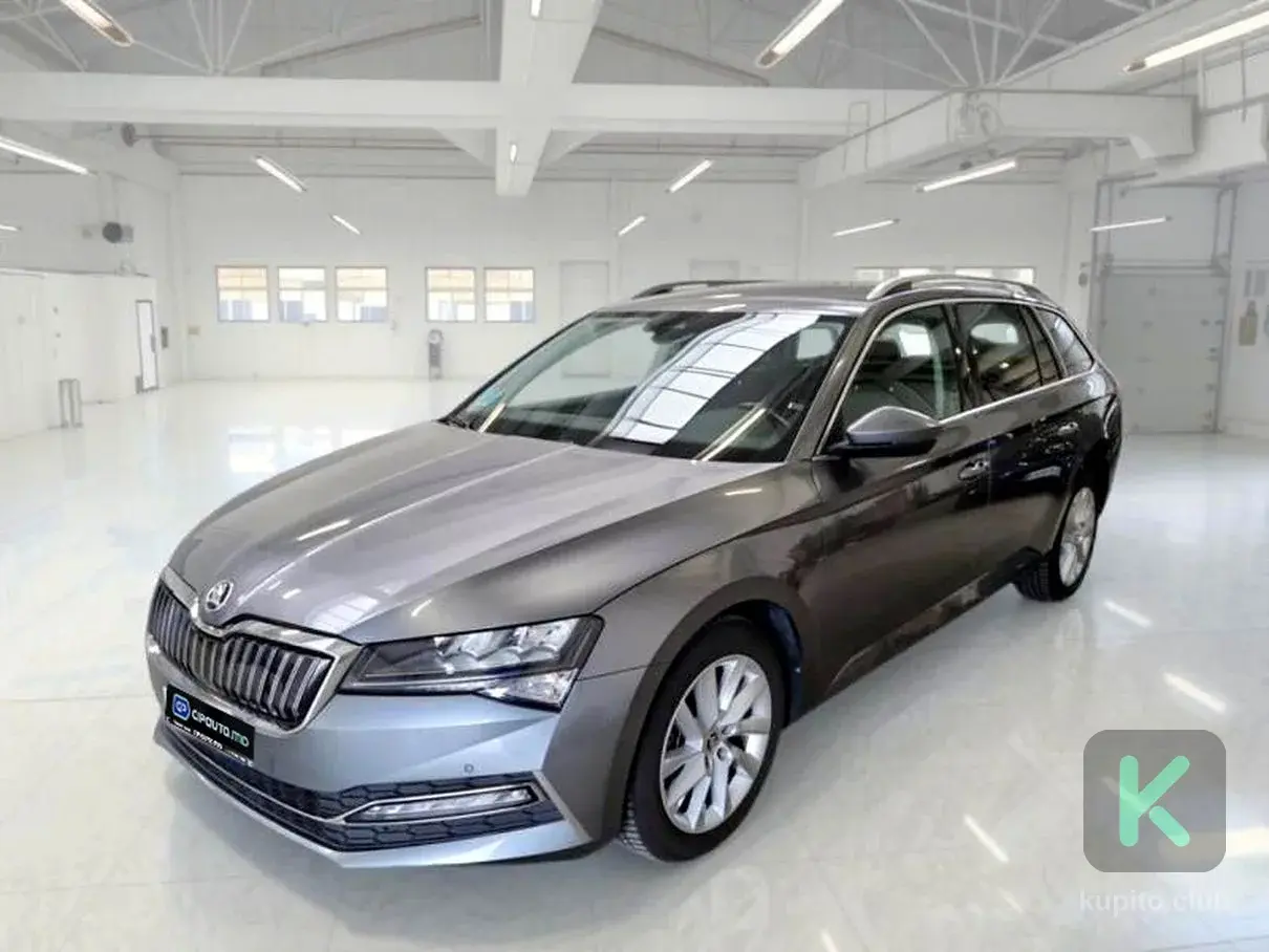 Škoda Superb 2022 (Automată) - Chișinău - Imagine 1 din 5