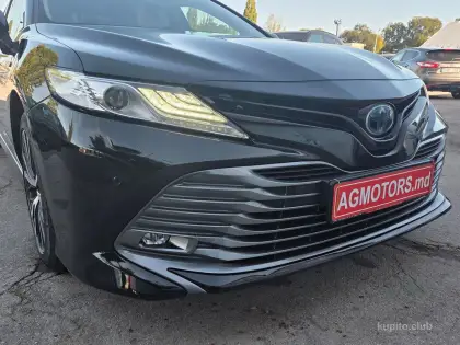 Toyota Camry 2019 (Automată) - Toyota Camry 2019 - Chișinău - Imagine 2 din 18