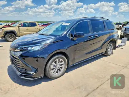 Toyota Sienna 2023 (Automată) - Toyota Sienna 2023 - Chișinău - Imagine 3 din 12