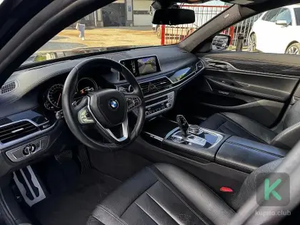 BMW 7 Series L 2017 (Automată) - BMW 7 Series L 2017 - Chișinău - Изображение 4 из 10