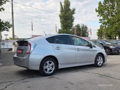 Toyota Prius 2012 (Automată) - Toyota Prius 2012 - Chișinău - Imagine 4 din 17