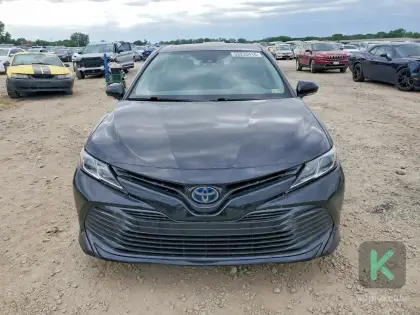 Toyota Camry 2020 (Automată) - Toyota Camry 2020 - Chișinău - Imagine 2 din 11
