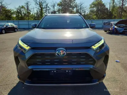 Toyota RAV4 2022 (Automată) - Toyota RAV4 2022 - Chișinău - Imagine 2 din 12