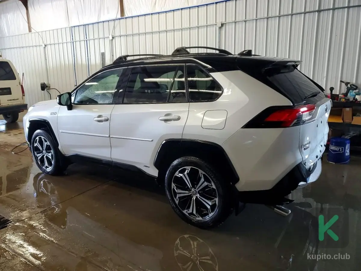 Toyota RAV4 2024 (Automată) - Toyota RAV4 2024 - Chișinău - Изображение 2 из 12