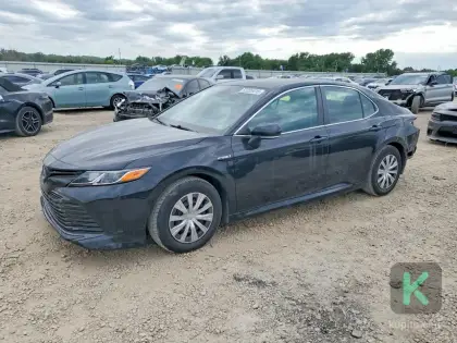 Toyota Camry 2020 (Automată) - Toyota Camry 2020 - Chișinău - Imagine 3 din 11