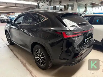Lexus NX 2022 (Automată) - Lexus NX 2022 - Chișinău - Imagine 4 din 9