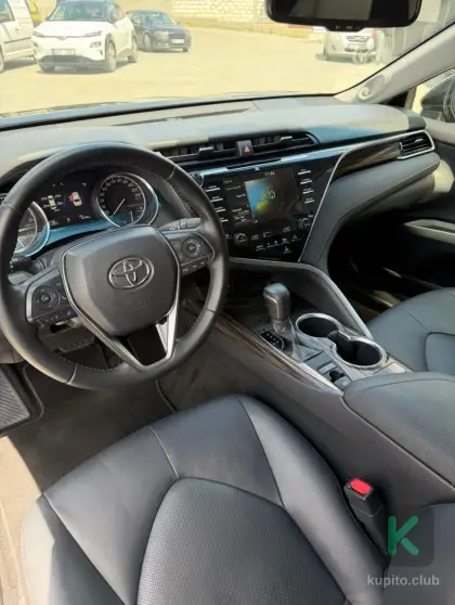 Toyota Camry 2018 (Automată) - Toyota Camry 2018 - Chișinău - Imagine 3 din 5