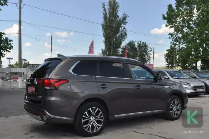 Mitsubishi Outlander 2018 (Automată) - Mitsubishi Outlander 2018 - Chișinău - Imagine 4 din 18