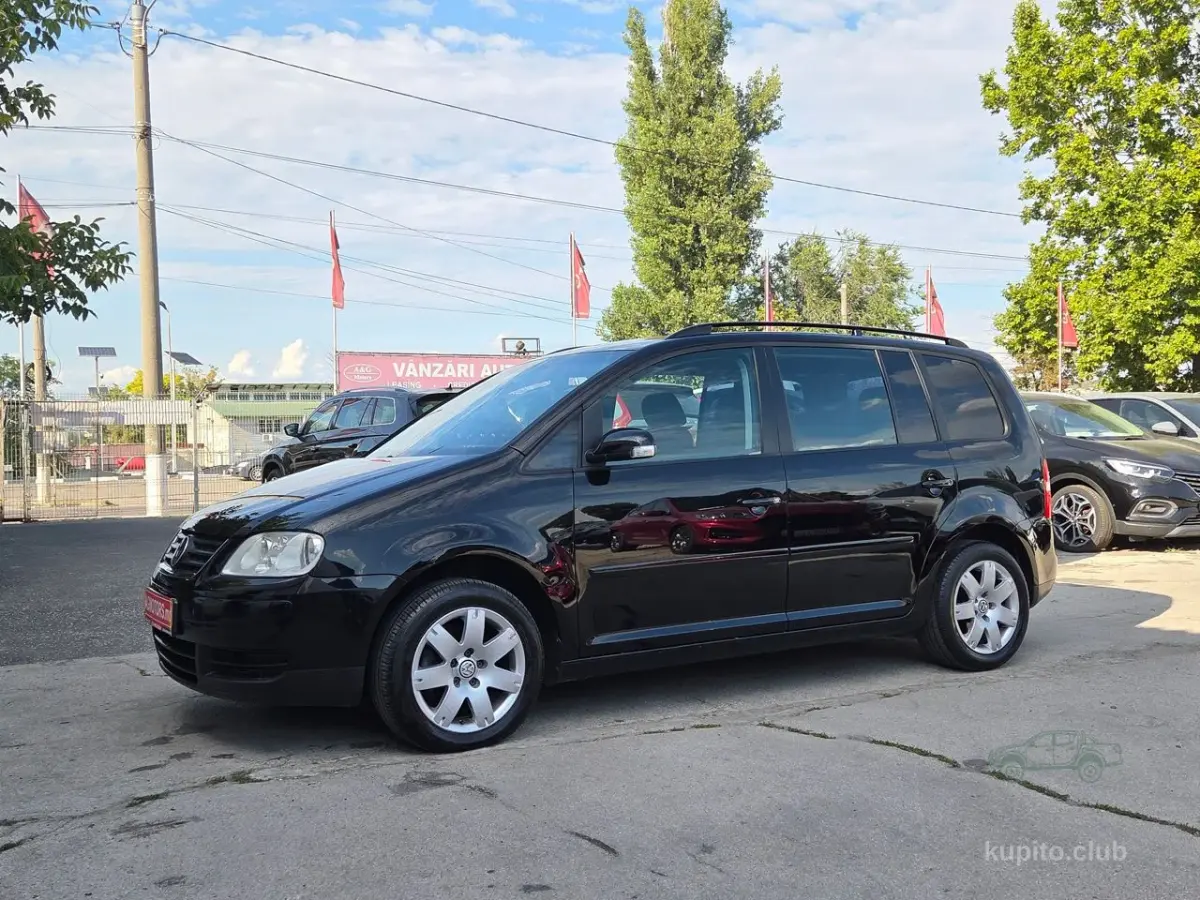 Volkswagen Touran 2005 (Automată) - Volkswagen Touran 2005 - Chișinău - Imagine 1 din 16