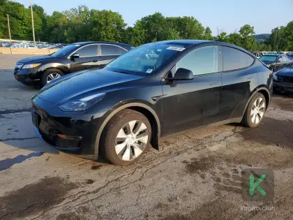 Tesla Model Y 2023 (Automată) - Tesla Model Y 2023 - Chișinău - Image 3 of 11