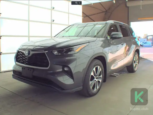 Toyota Highlander 2023 (Automată) - Chișinău - Imagine 1 din 5