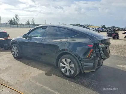 Tesla Model Y 2023 (Variator) - Tesla Model Y 2023 - Chișinău - Imagine 4 din 11