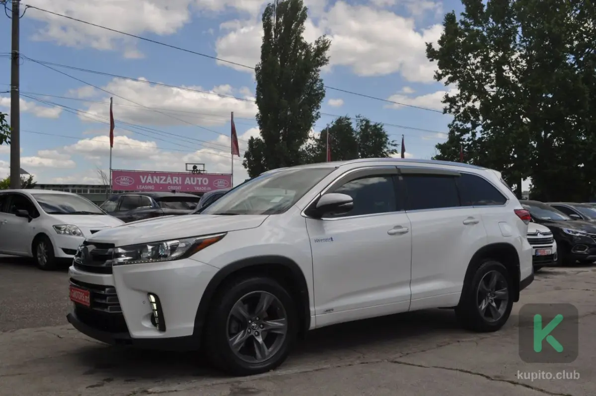 Toyota Highlander 2017 (Automată) - Toyota Highlander 2017 - Chișinău - Imagine 1 din 20