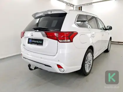 Mitsubishi Outlander 2019 (Automată) - Mitsubishi Outlander 2019 - Chișinău - Imagine 4 din 9