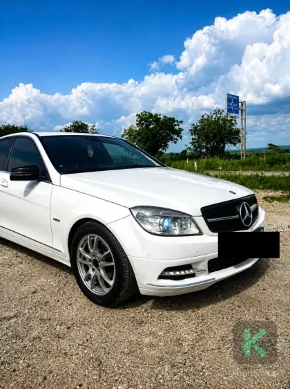 Mercedes-Benz C-Class 2010 (Automată) - Mercedes-Benz C-Class 2010 - Chișinău - Imagine 3 din 5