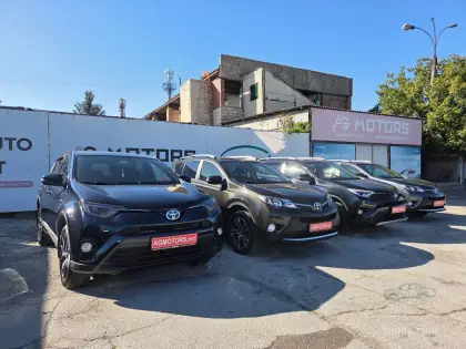Toyota RAV4 2018 (Automată) - Toyota RAV4 2018 - Chișinău - Imagine 2 din 20