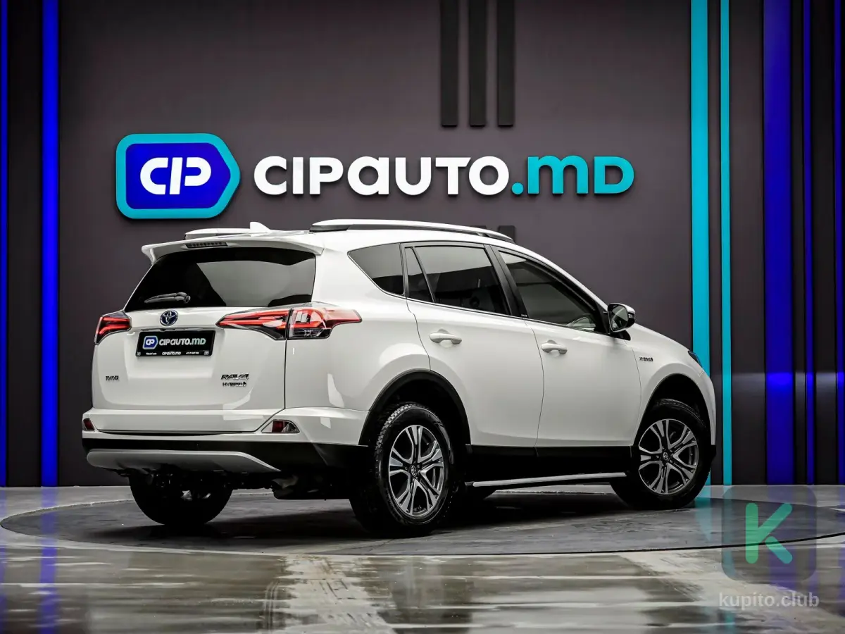 Toyota RAV4 2017 (Automată) - Toyota RAV4 2017 - Chișinău - Изображение 3 из 13