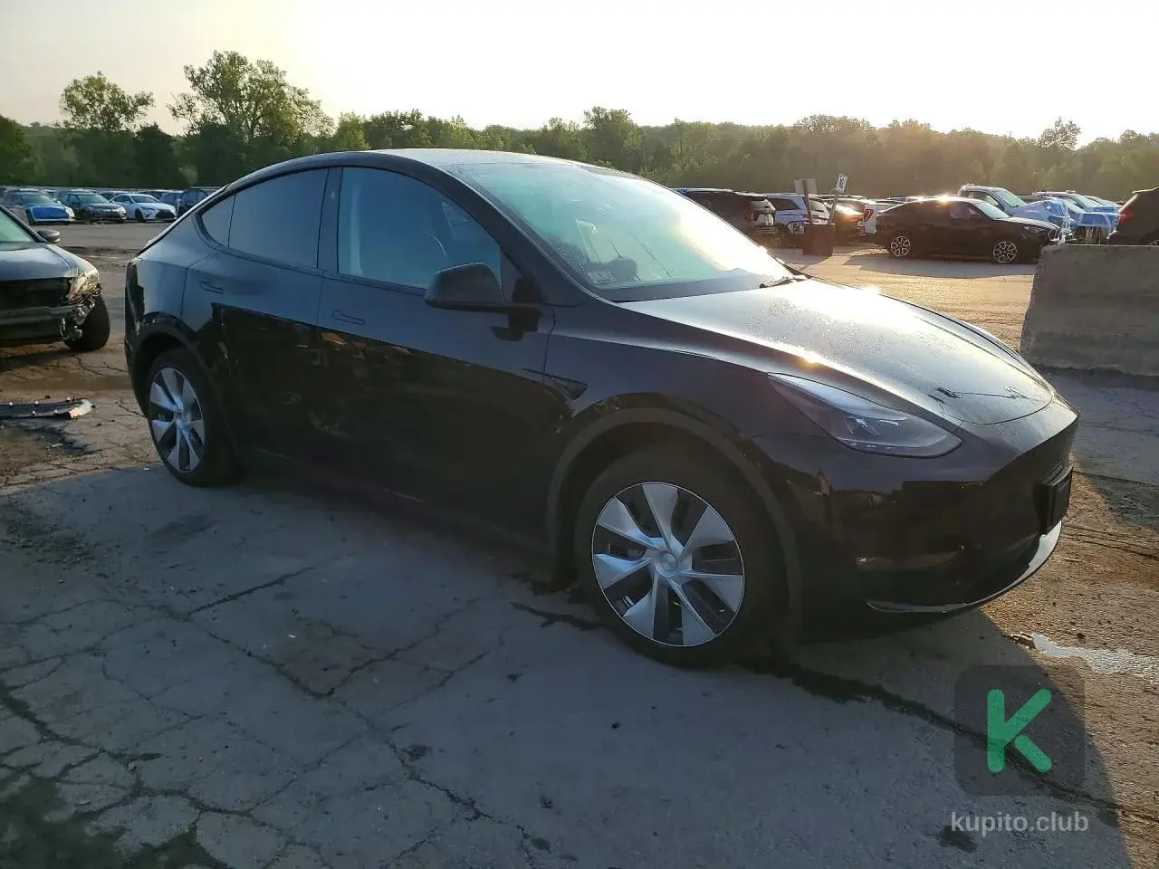 Tesla Model Y 2023 (Automată) - Chișinău - Imagine 1 din 5