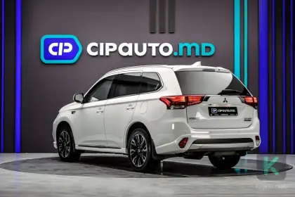 Mitsubishi Outlander 2017 (Automată) - Mitsubishi Outlander 2017 - Chișinău - Imagine 2 din 14