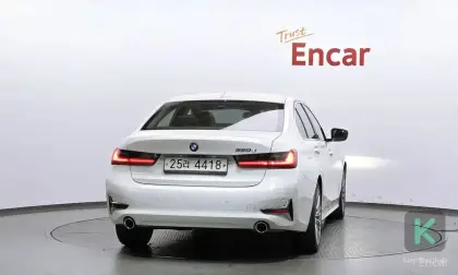 BMW 3 Series 2019 (Automată) - BMW 3 Series 2019 - Chișinău - Imagine 4 din 10