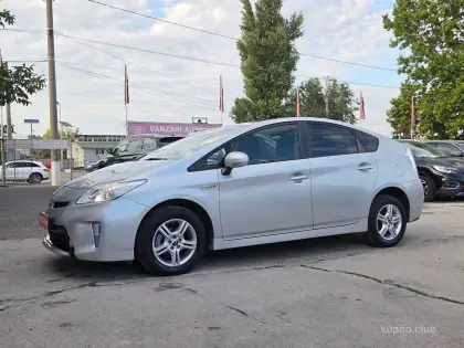 Toyota Prius 2012 (Automată) - Toyota Prius 2012 - Chișinău - Imagine 1 din 17